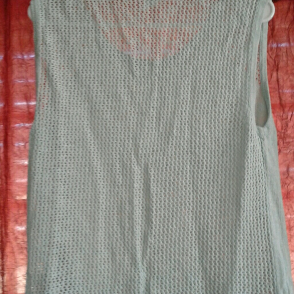 Shirt - Picture 4 of 4